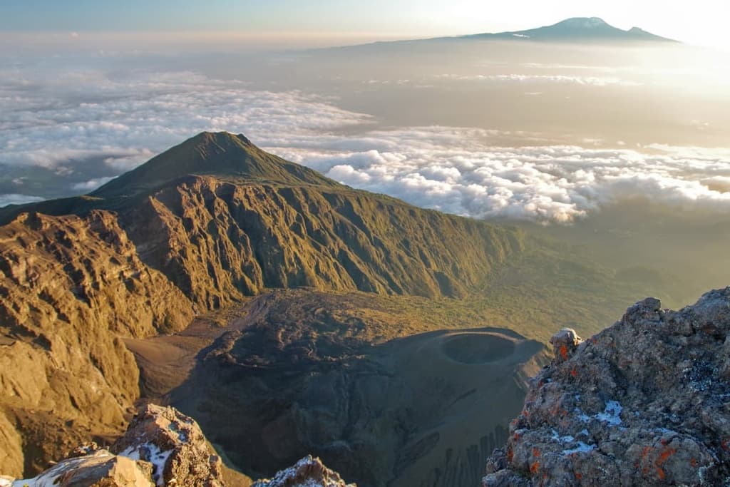 4 Days Mount Meru Trekking - Image 3